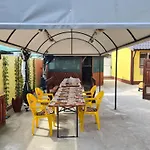 Gazde/Camere de închiriat Casa Raul *