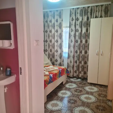 Casa Raul Homestay *